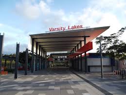 Varsity Lakes Logo